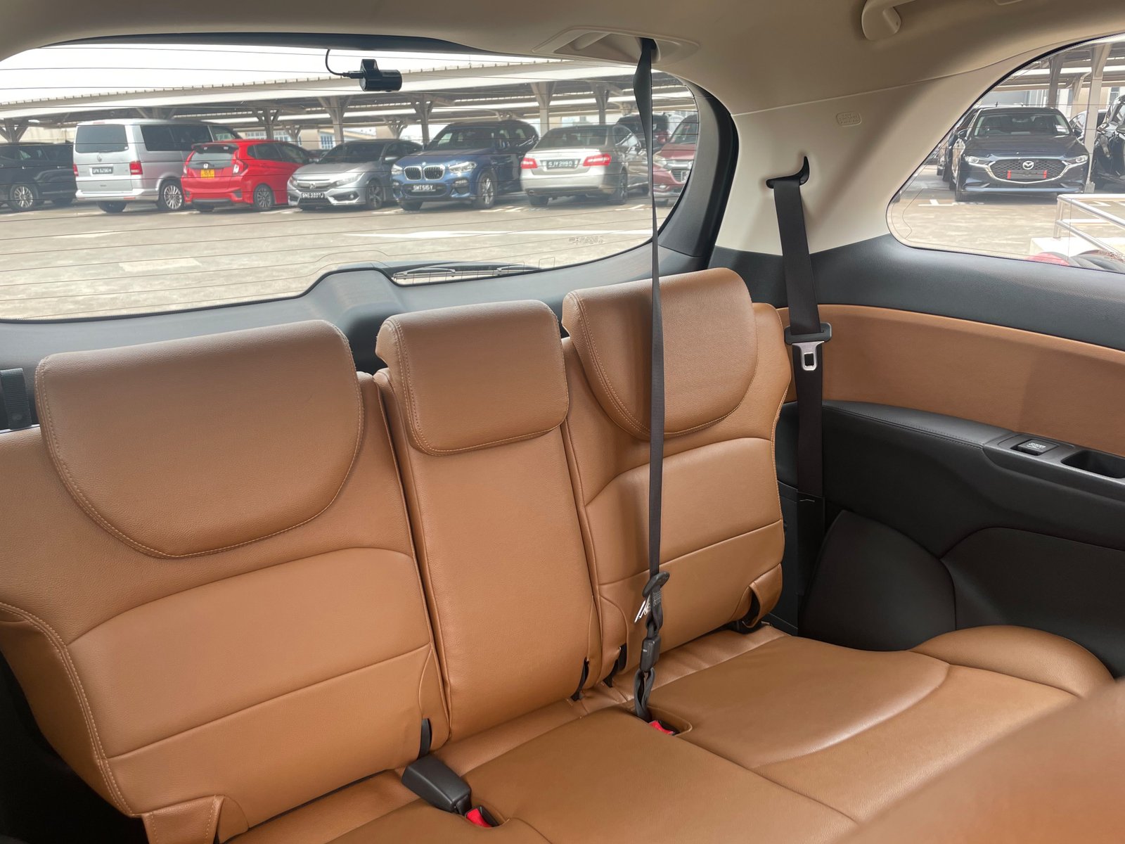 Honda Odyssey e:HEV Absolute photo 9